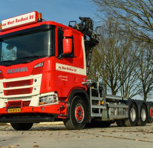 Robuuste Scania vierasser in XT-uitvoering voor Van Weert Rondhout  