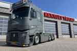 Preco heeft eind maart de langverwachte nieuwe Renault Trucks T-High EVO in ontvangst genomen uit handen van Erik Creemers en Frank Mathijssen van Renault Trucks-dealer Harbers Trucks uit Apeldoorn