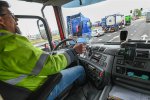 Haven Rotterdam test met voorrang trucks bij verkeerslichten 