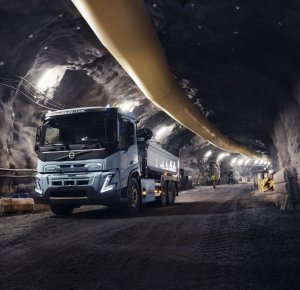 Volvo Trucks en Boliden werken samen aan inzet van ondergrondse elektrische trucks voor mijnbouw